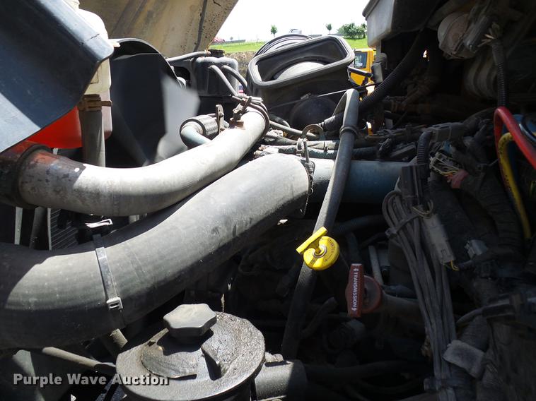 image for item DB2179 2005 International 7400 Crew Cab dump truck