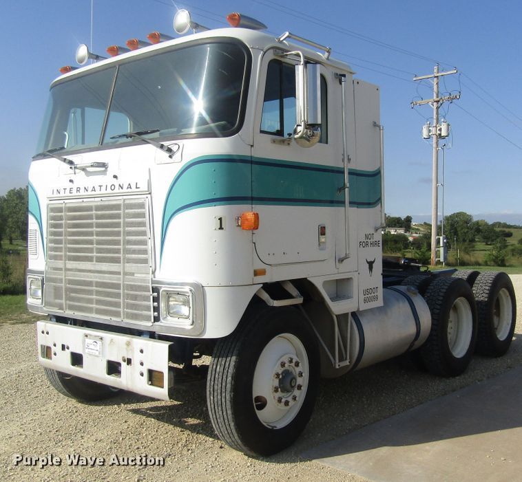 image for item DB4973 1985 International COF9670 Series XL semi truck