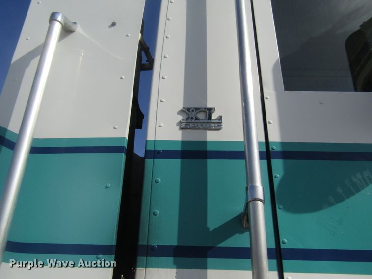 image for item DB4973 1985 International COF9670 Series XL semi truck