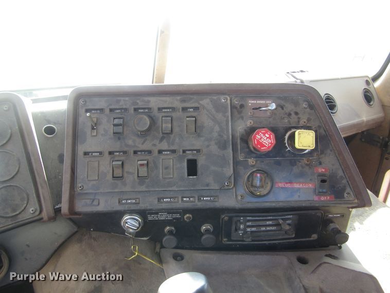 image for item DB4973 1985 International COF9670 Series XL semi truck