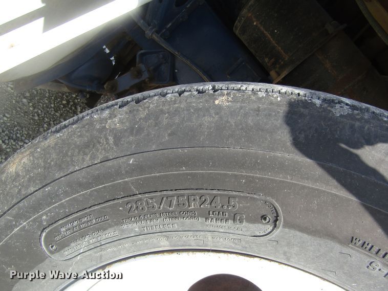 image for item DB4973 1985 International COF9670 Series XL semi truck