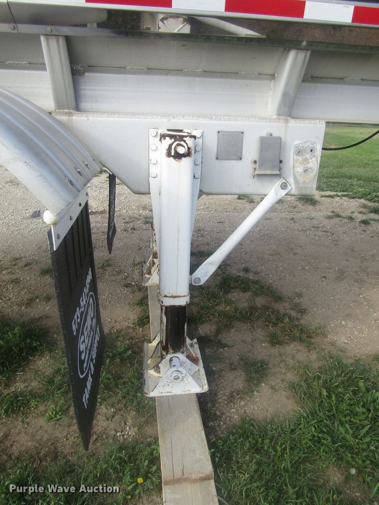 image for item DB4974 1986 Walker 304SS tank trailer