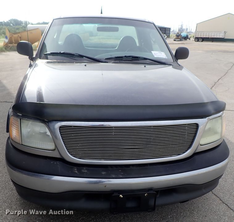 image for item DB7691 2002 Ford F150 pickup truck