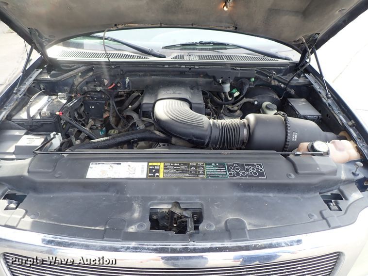 image for item DB7691 2002 Ford F150 pickup truck