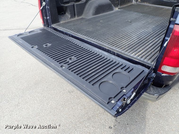 image for item DB7691 2002 Ford F150 pickup truck