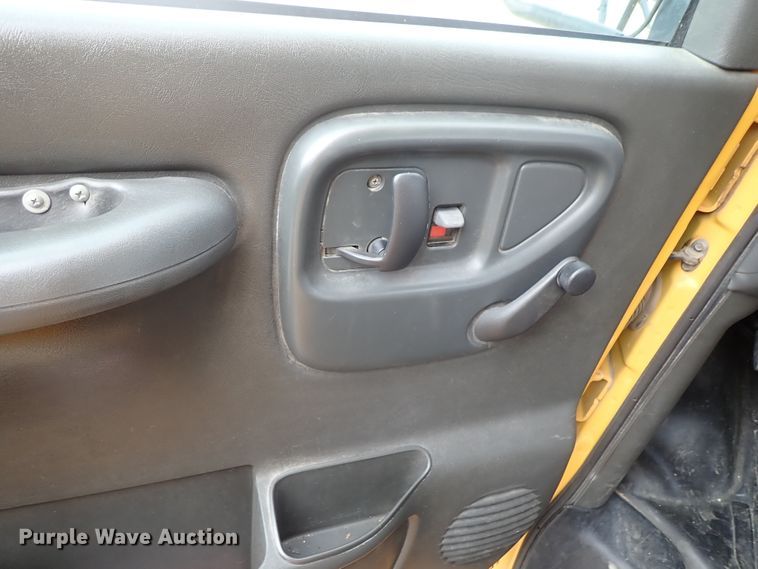 image for item DB7710 2002 Chevrolet Express G3500 Blue Bird school bus