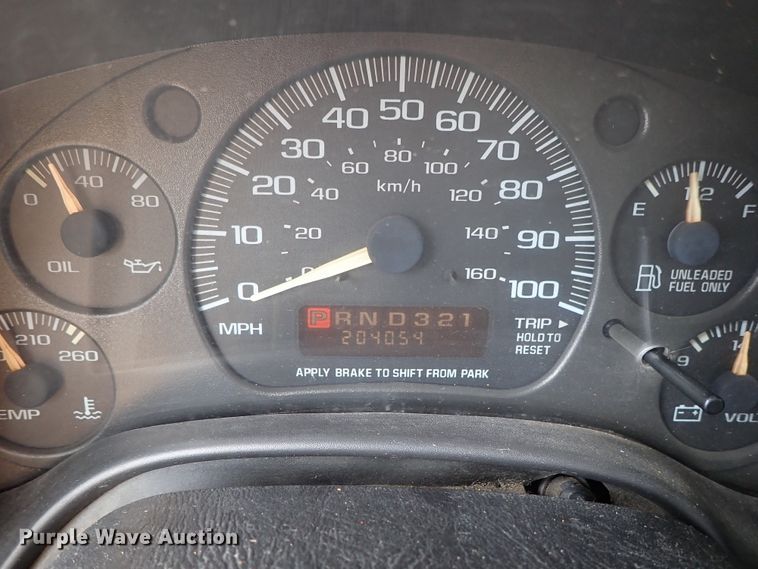 image for item DB7710 2002 Chevrolet Express G3500 Blue Bird school bus