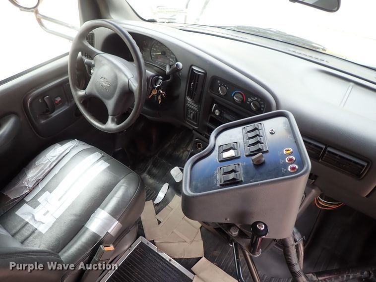 image for item DB7710 2002 Chevrolet Express G3500 Blue Bird school bus