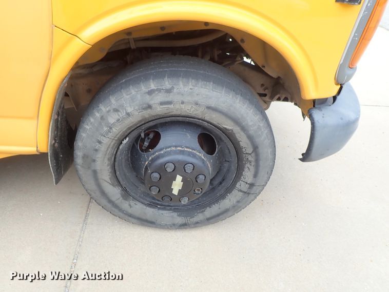 image for item DB7710 2002 Chevrolet Express G3500 Blue Bird school bus