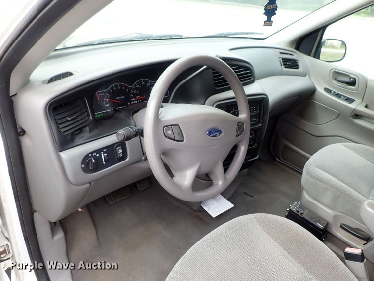 image for item DB7711 2002 Ford Windstar van