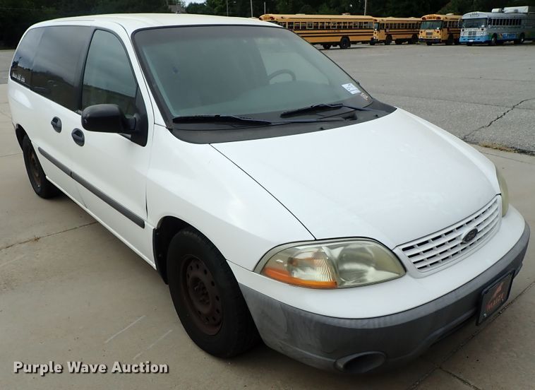 image for item DB7712 2002 Ford Windstar van