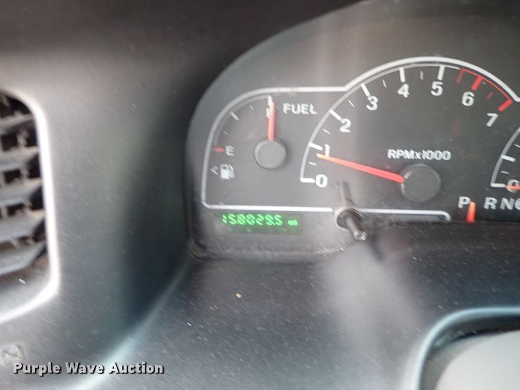 image for item DB7712 2002 Ford Windstar van