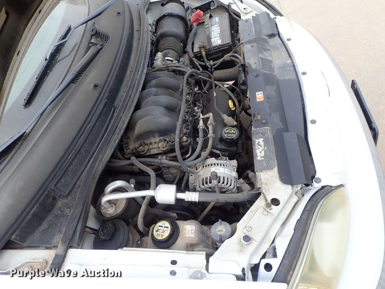 image for item DB7712 2002 Ford Windstar van