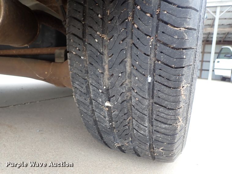 image for item DB7712 2002 Ford Windstar van