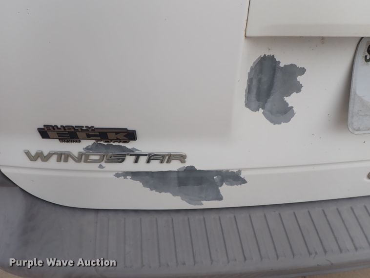 image for item DB7712 2002 Ford Windstar van