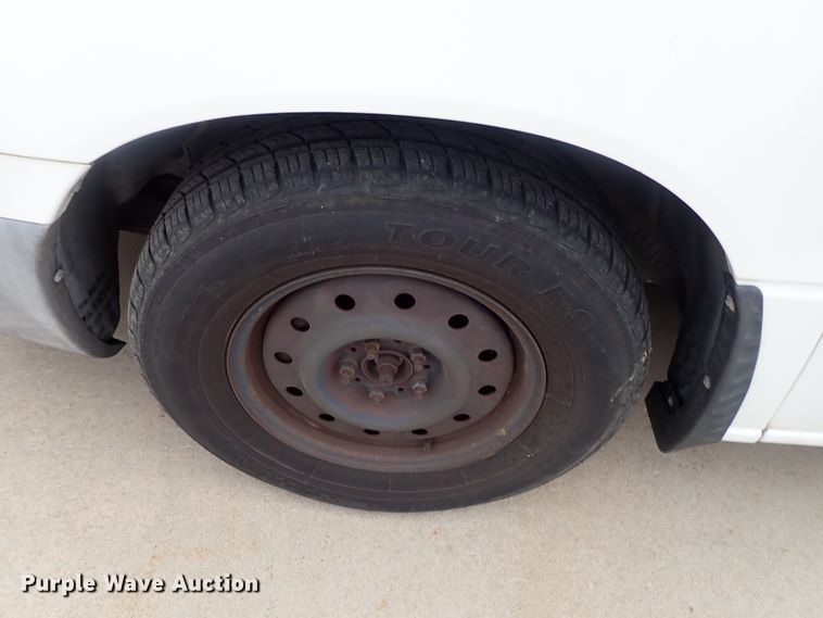 image for item DB7712 2002 Ford Windstar van