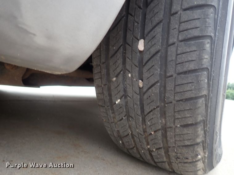 image for item DB7712 2002 Ford Windstar van