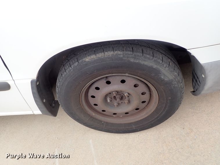 image for item DB7712 2002 Ford Windstar van