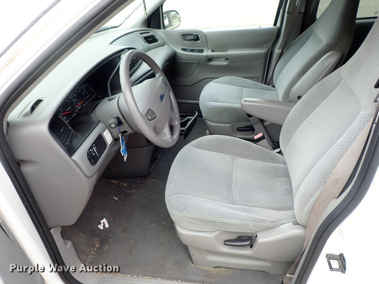 image for item DB7713 2003 Ford Windstar van