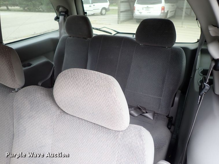 image for item DB7713 2003 Ford Windstar van