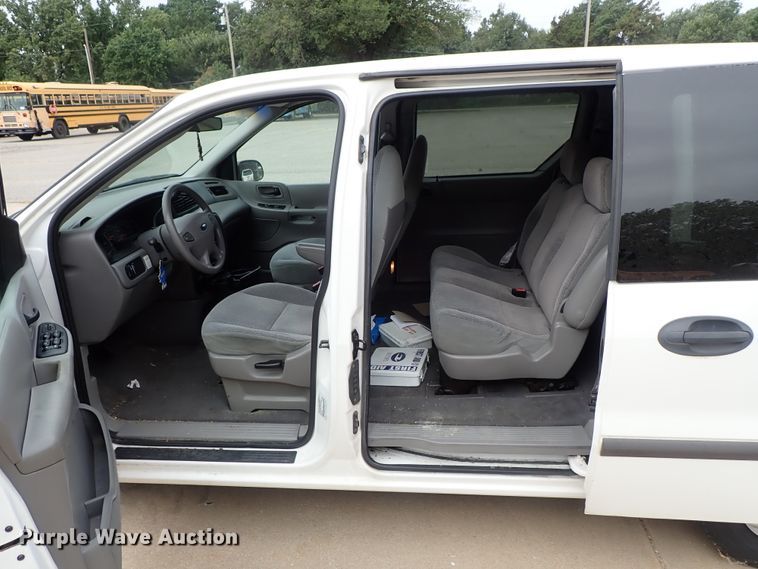 image for item DB7713 2003 Ford Windstar van