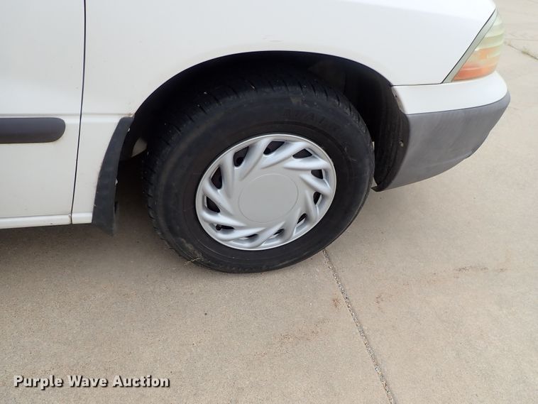 image for item DB7713 2003 Ford Windstar van