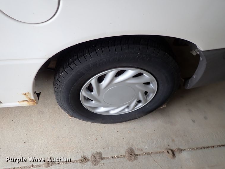 image for item DB7713 2003 Ford Windstar van