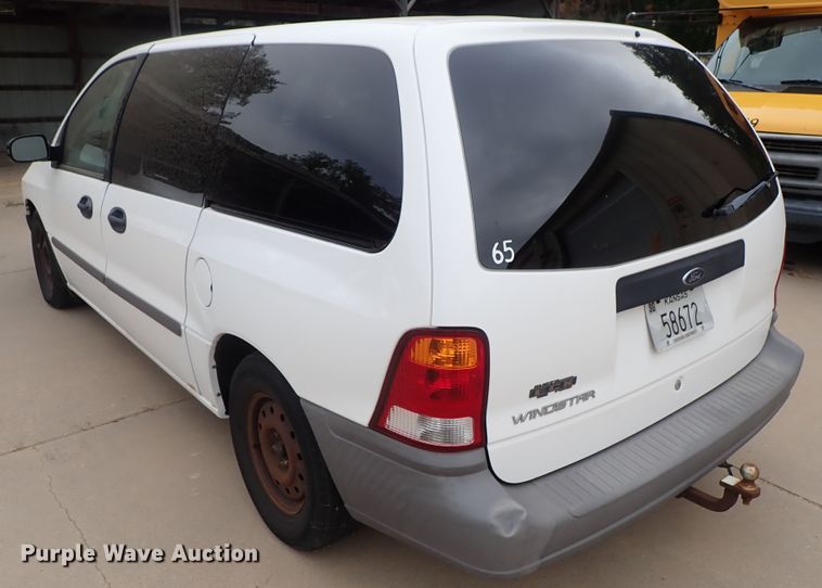 image for item DB7714 2003 Ford Windstar van