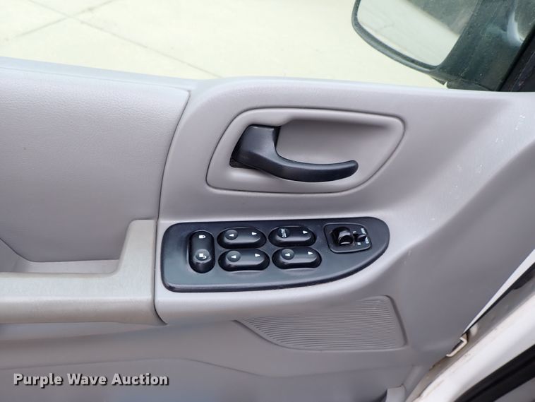 image for item DB7714 2003 Ford Windstar van