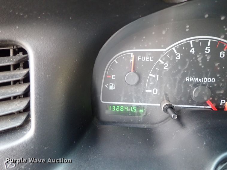 image for item DB7714 2003 Ford Windstar van