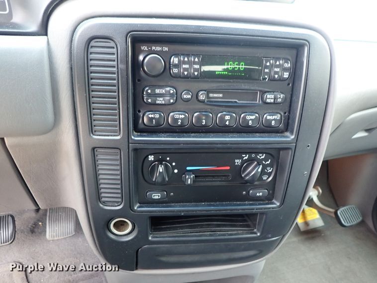 image for item DB7714 2003 Ford Windstar van