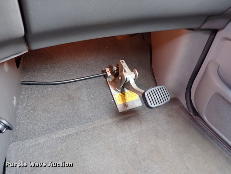 image for item DB7714 2003 Ford Windstar van