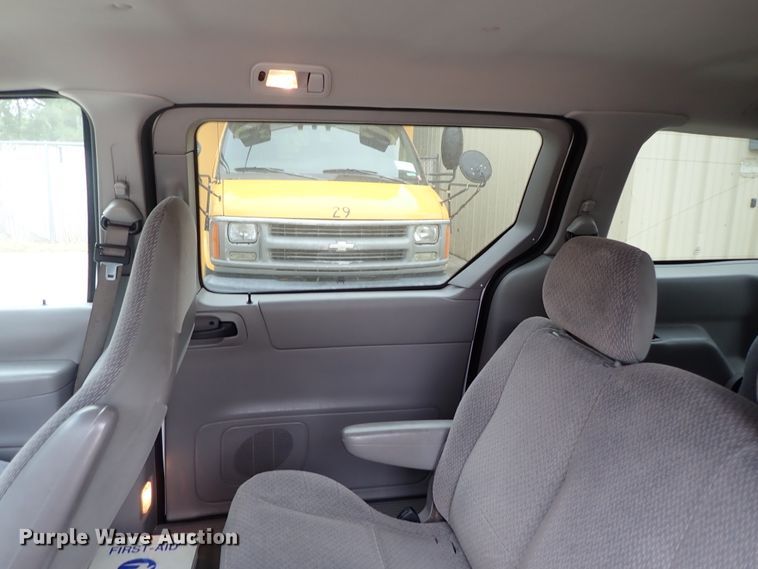 image for item DB7714 2003 Ford Windstar van