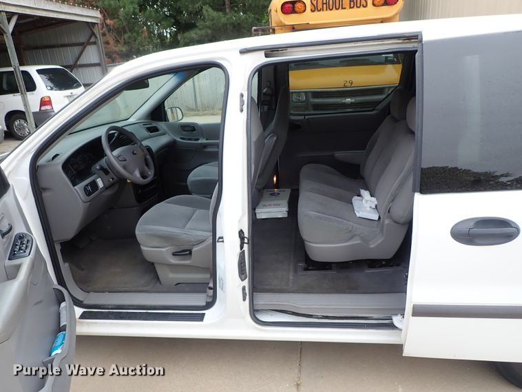 image for item DB7714 2003 Ford Windstar van