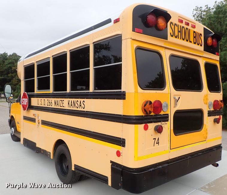 image for item DB7715 2006 Chevrolet Express 3500 Blue Bird school bus