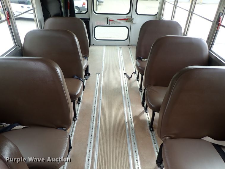 image for item DB7715 2006 Chevrolet Express 3500 Blue Bird school bus