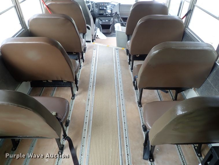 image for item DB7715 2006 Chevrolet Express 3500 Blue Bird school bus