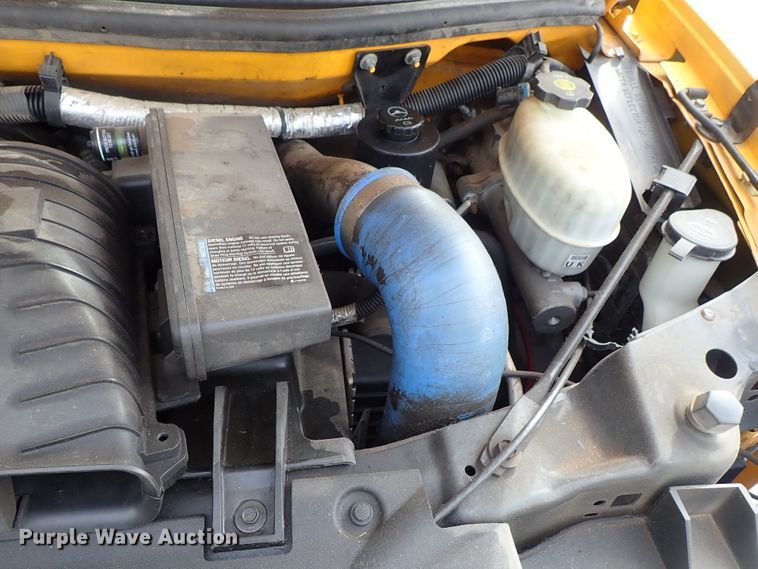 image for item DB7715 2006 Chevrolet Express 3500 Blue Bird school bus