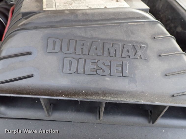 image for item DB7715 2006 Chevrolet Express 3500 Blue Bird school bus