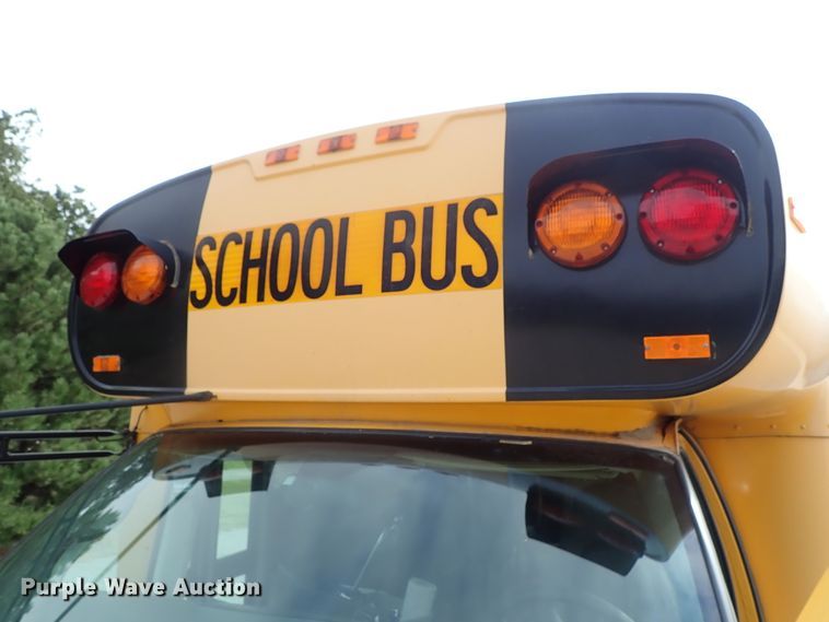 image for item DB7715 2006 Chevrolet Express 3500 Blue Bird school bus