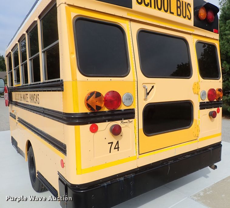 image for item DB7715 2006 Chevrolet Express 3500 Blue Bird school bus