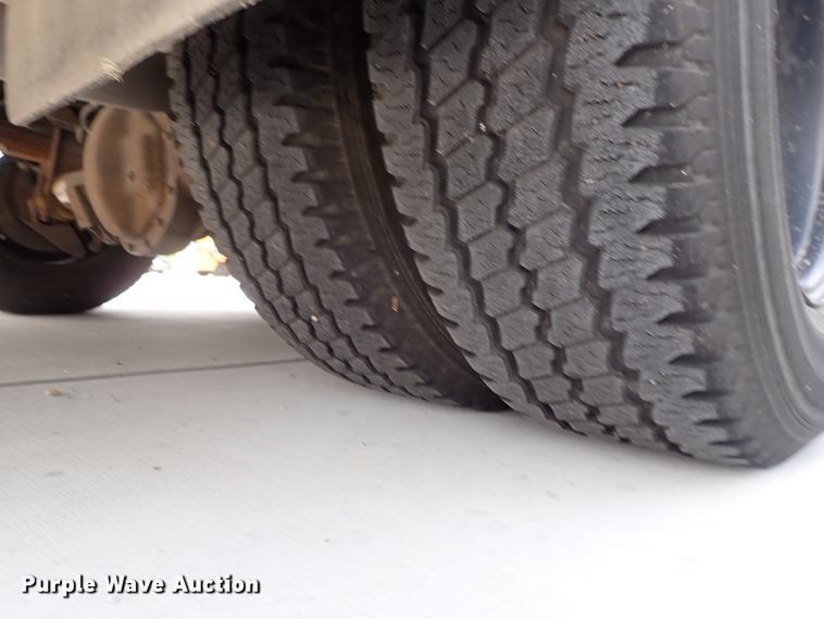 image for item DB7715 2006 Chevrolet Express 3500 Blue Bird school bus