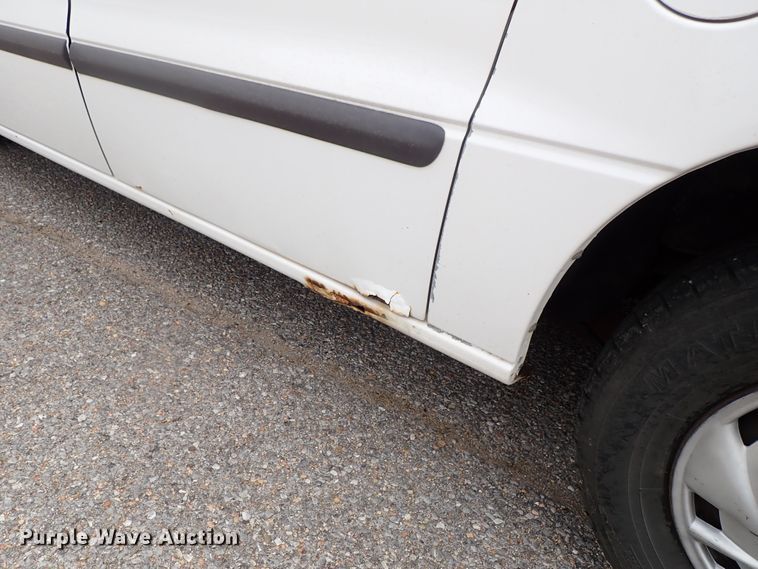 image for item DB7716 2001 Ford Windstar van