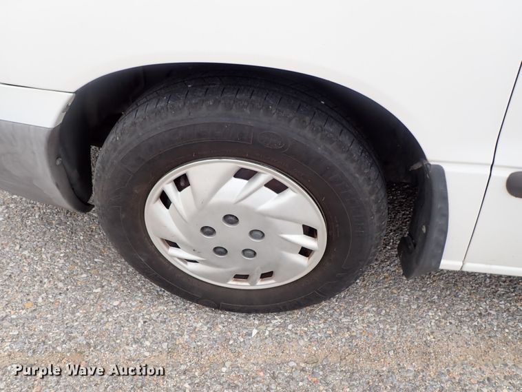 image for item DB7716 2001 Ford Windstar van