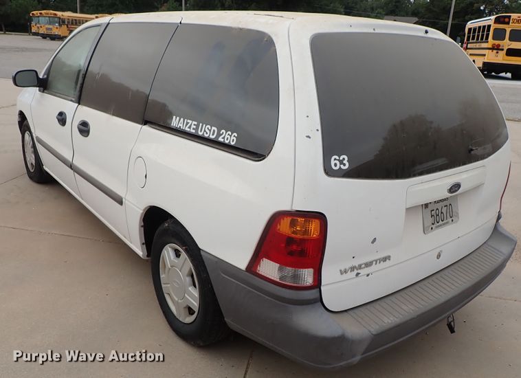 image for item DB7717 2003 Ford Windstar van
