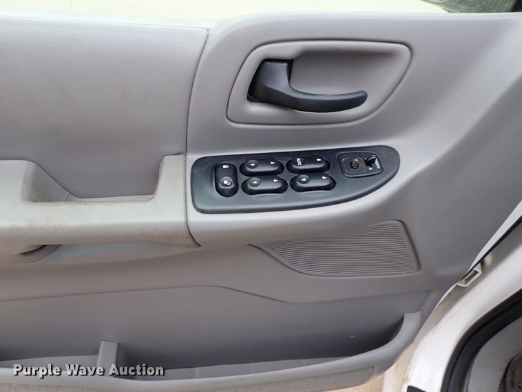 image for item DB7717 2003 Ford Windstar van