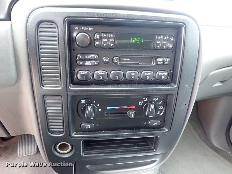 image for item DB7717 2003 Ford Windstar van