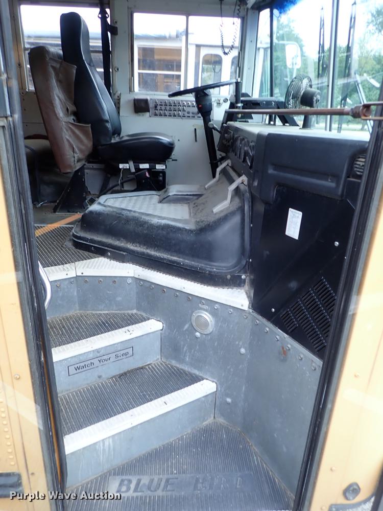 image for item DB7719 2000 Blue Bird TC2000 school bus