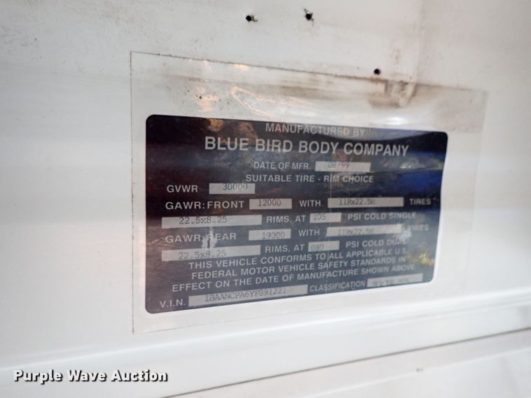 image for item DB7719 2000 Blue Bird TC2000 school bus