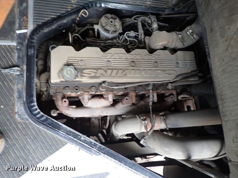 image for item DB7719 2000 Blue Bird TC2000 school bus